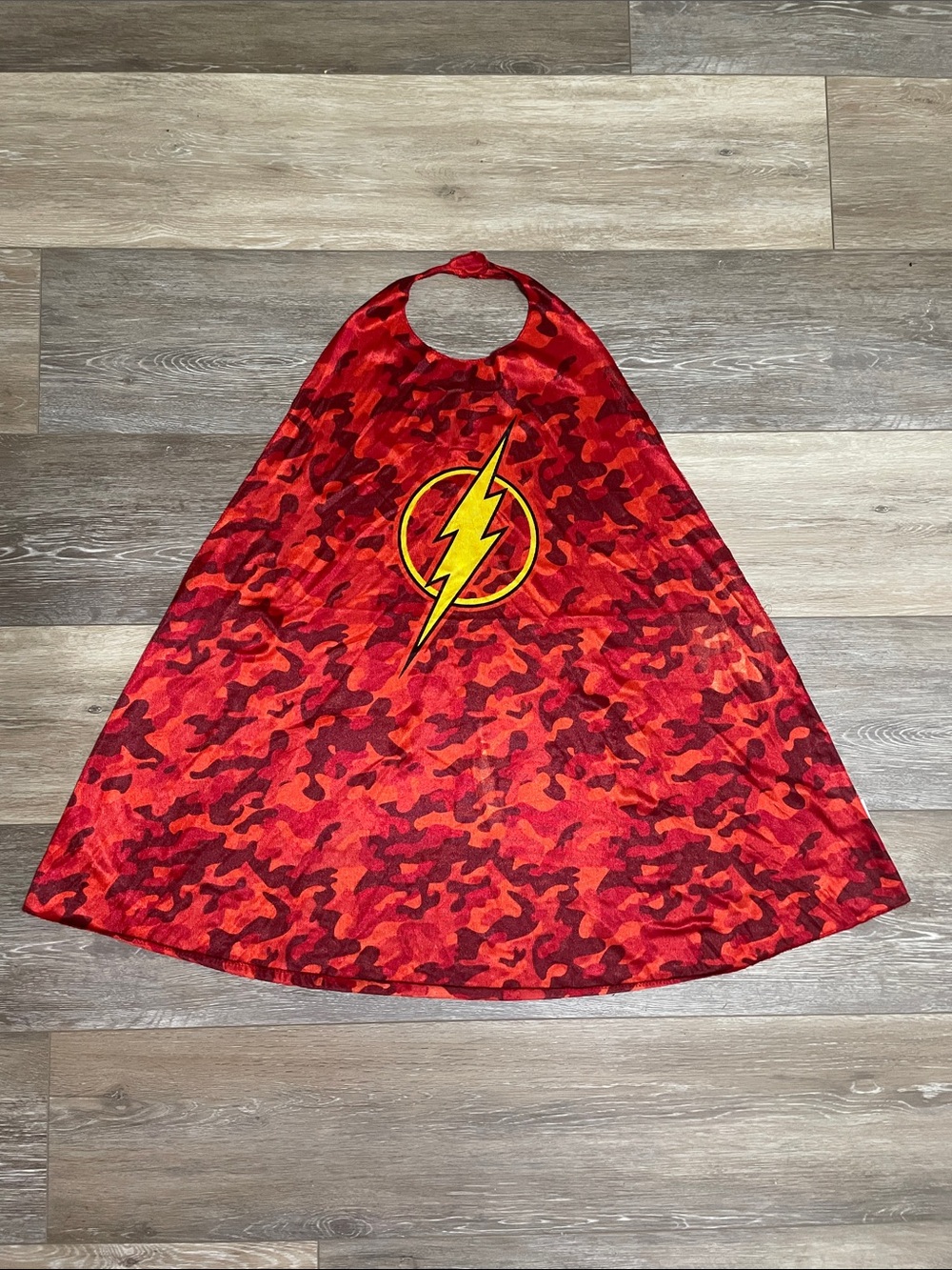 Red Camo Kids Superhero Cape with Flash Yellow Lightning Emblem